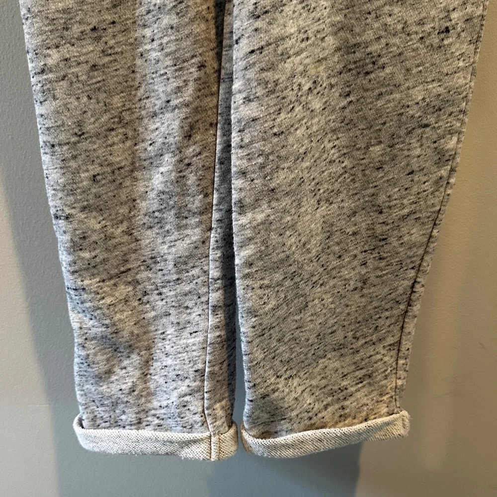 Old Navy 5T Heathered Gray Long Sleeve‎ Knit Romper